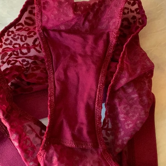 UNDERSTATEMENT leopard print set - Picture 12 of 13